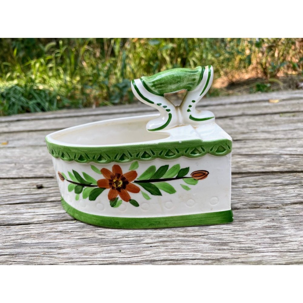 Vintage 1960s Ceramic SAD Iron Planter Vase floral - Picture 15 of 16